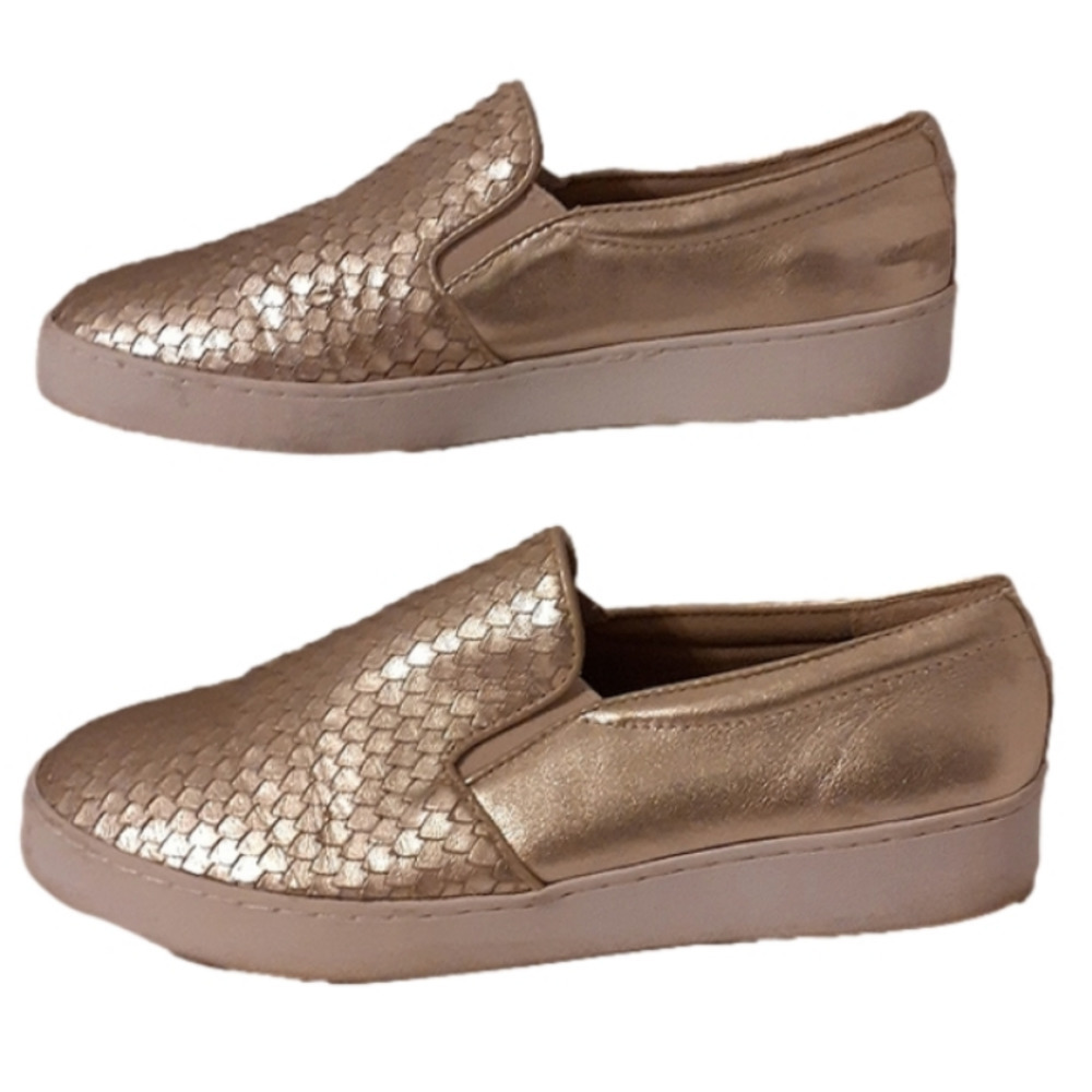 "GOLD" is "IN Style" & VIONIC SHOES have "it"!